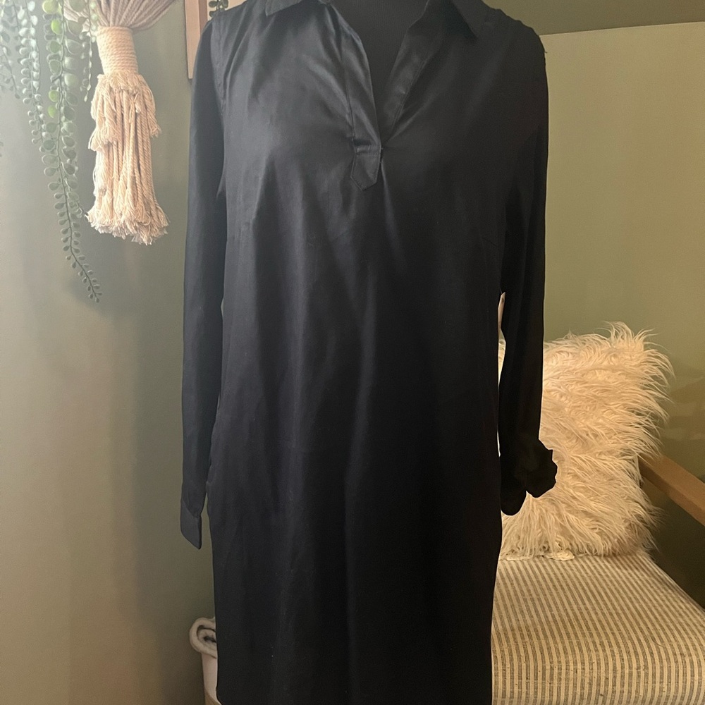 Elegant Black Long-Sleeve Dress